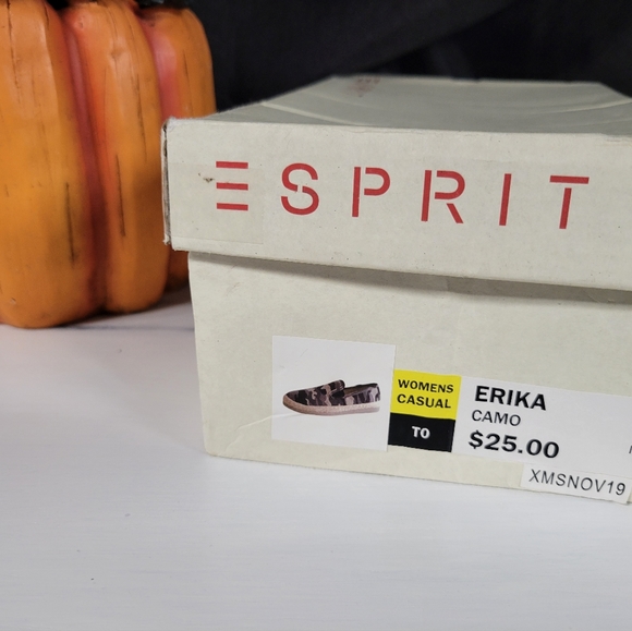 WOMEN'S ESPRIT ERIKA ESPADRILLE SLIP-ON SHOES - Picture 3 of 9